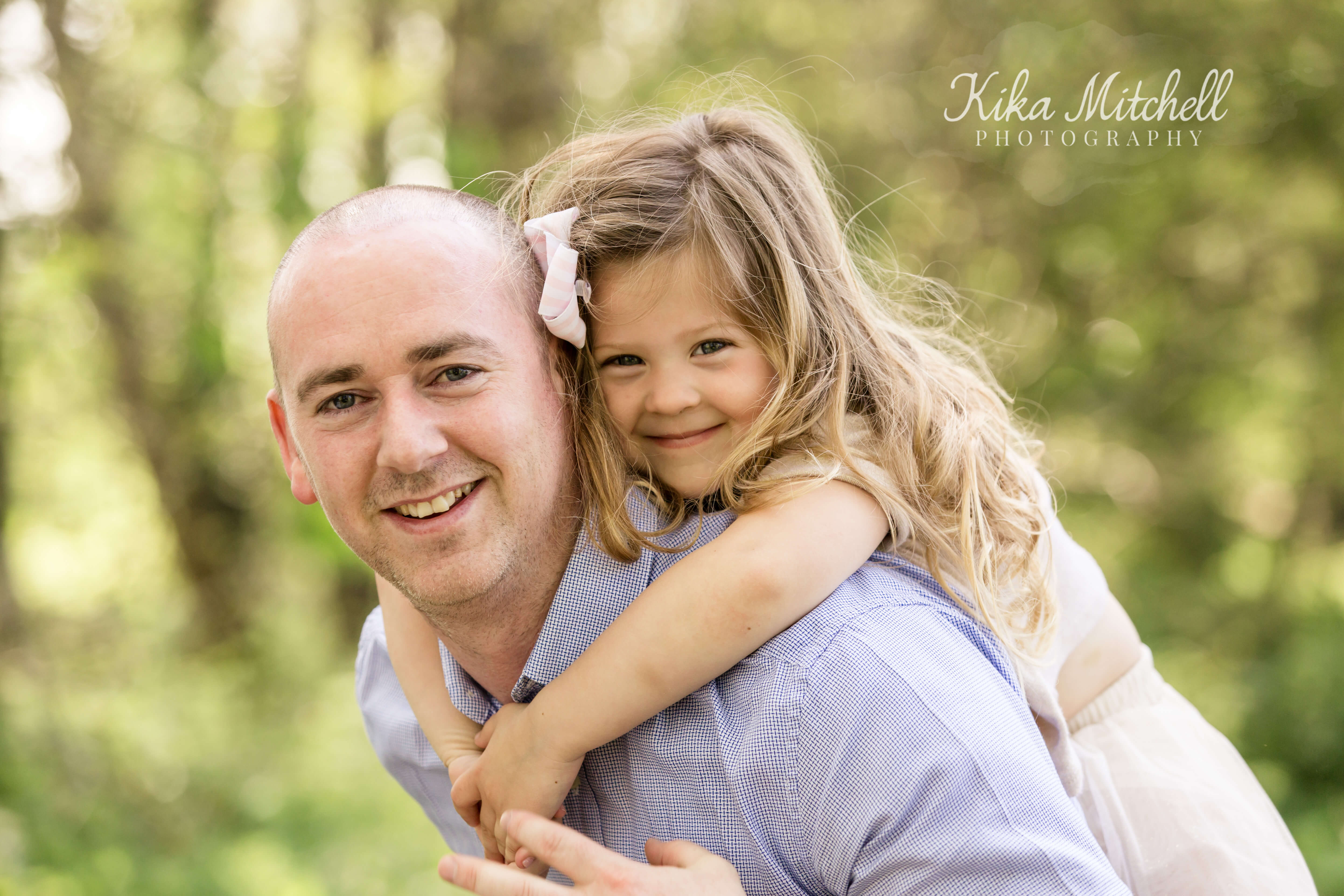 Spring family photoshoots Admiral's park Essex by Chelmsford family photographer Kika Mitchell Photography