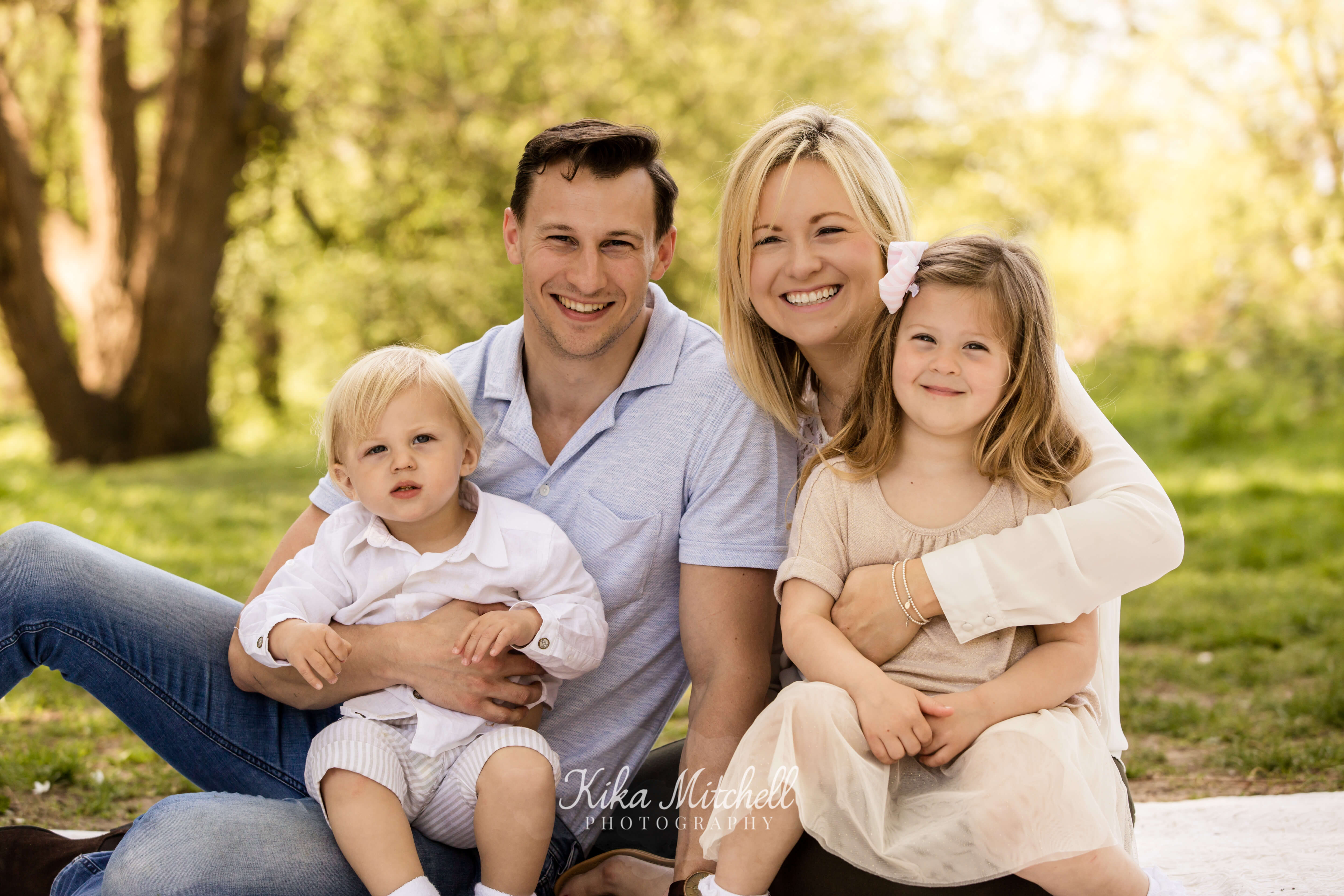family and child portraits by Chelmsford photographer Kika Mitchell Photography 