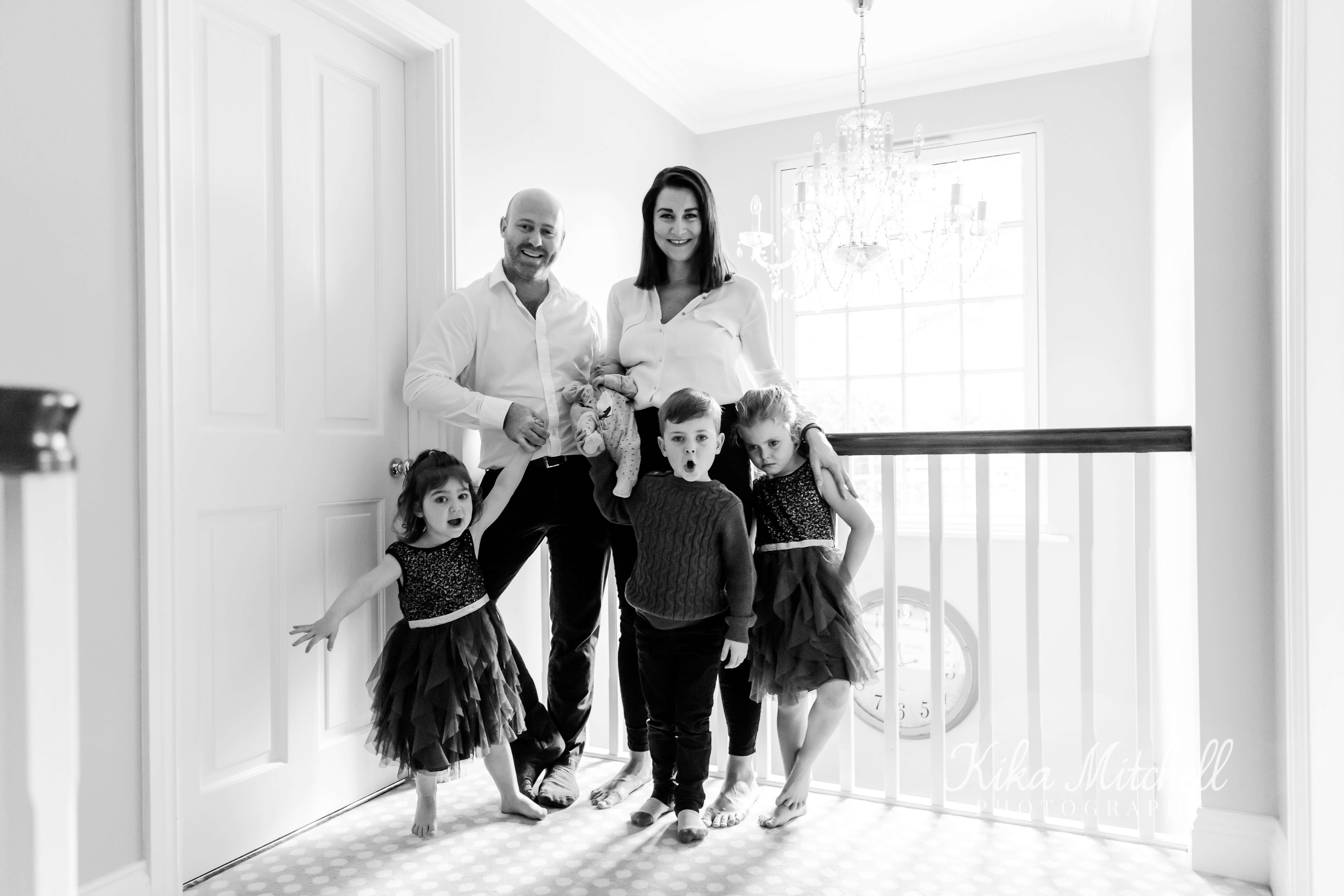 What to wear for your family photoshoot with Kika Mitchell Photography by Chelmsford photographer 