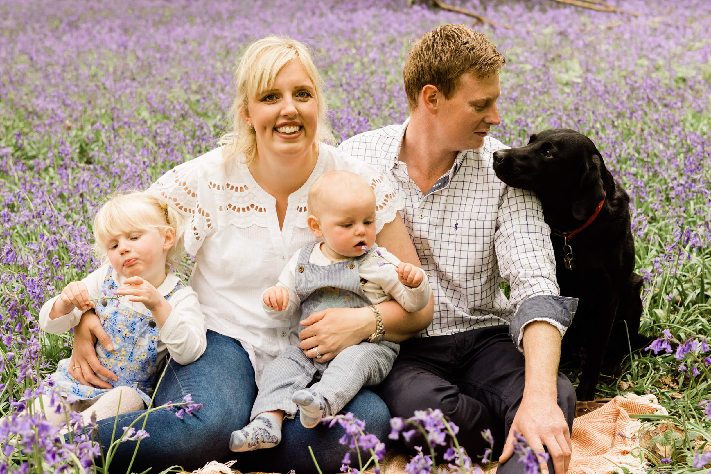 Spring time family photo shoot captured in woodland by Chelmsford Photographer Kika Mitchell Photography